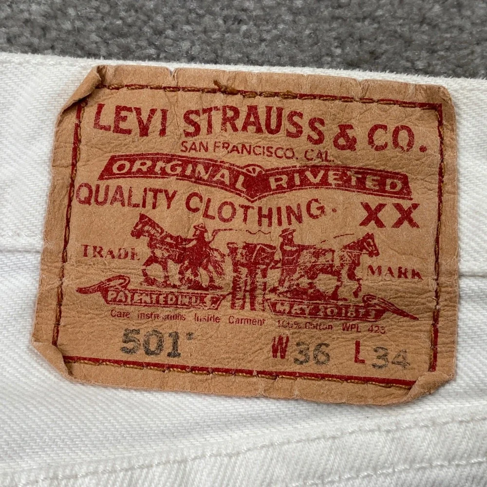 Levi's 501 Original Fit Jeans Mens 36x34 White Straight Leg Button Fly Denim